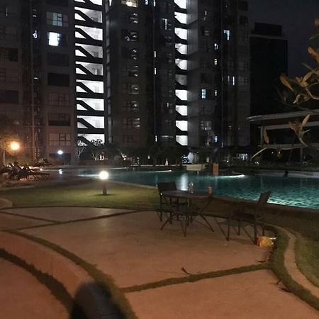 Hb1512- Hyve Studio Unit, Lake View, Cyberjaya, Free Wi-Fi, Free Parking, Netflix,Pool, 3038 Exterior photo